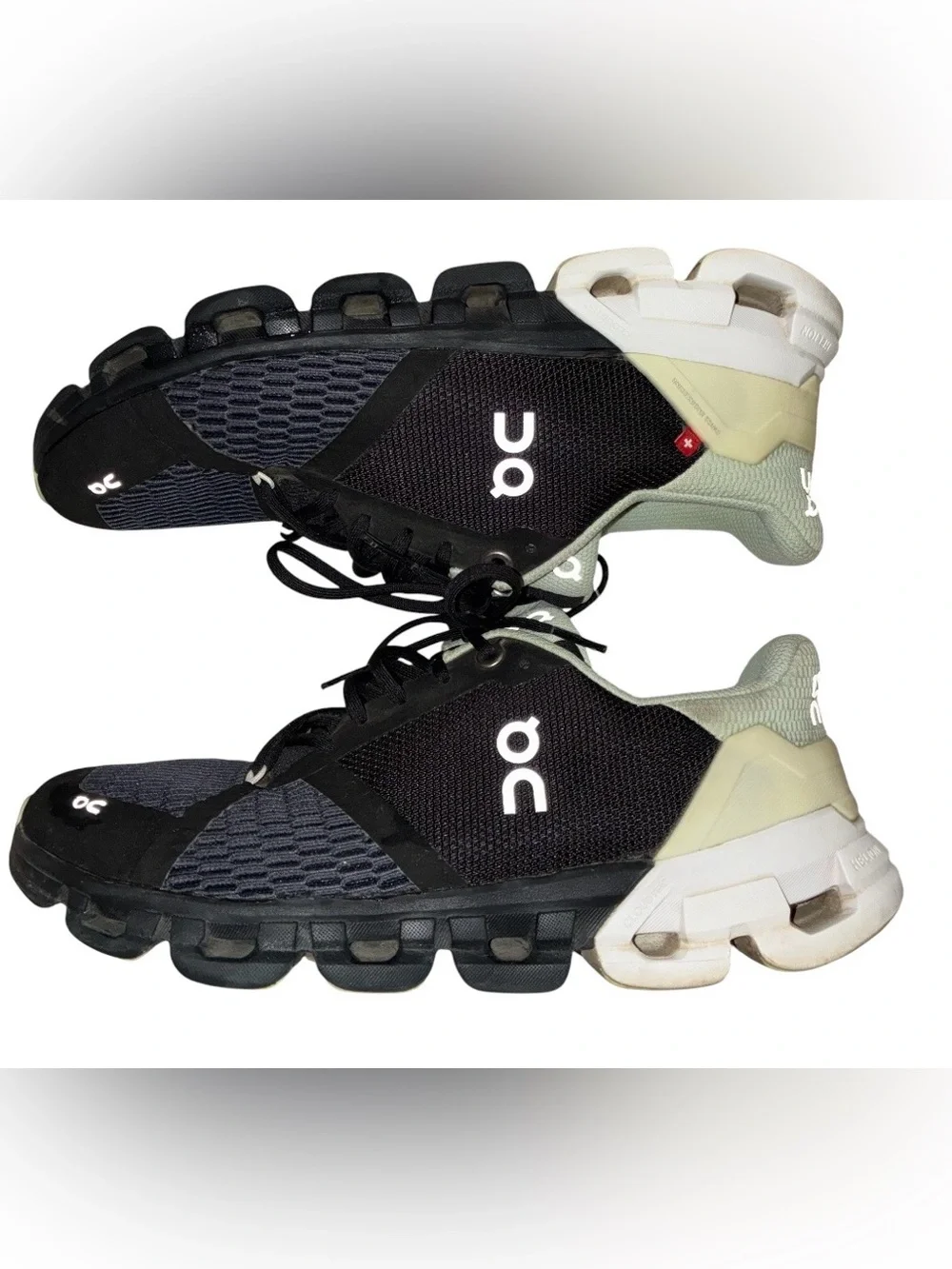 On Running Cloudflyer Black/Grey and mint green women's running shoe Az 7.5